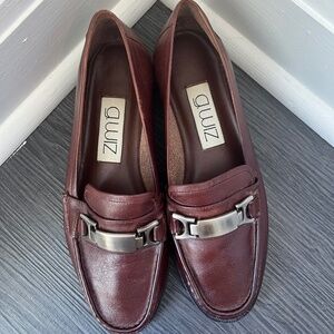 Vintage burgundy authentic leather loafers 👞